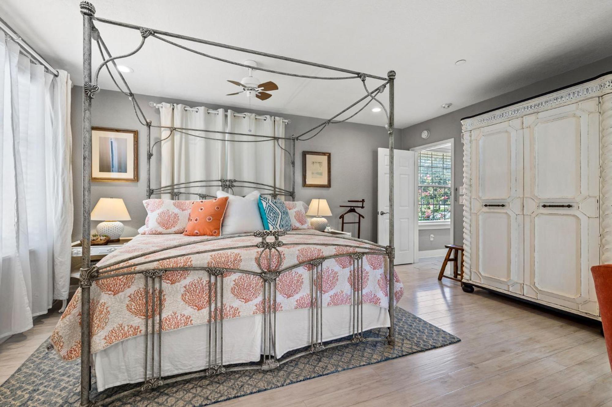 Bed and Breakfast The Kenwood Gables à St. Petersburg Extérieur photo