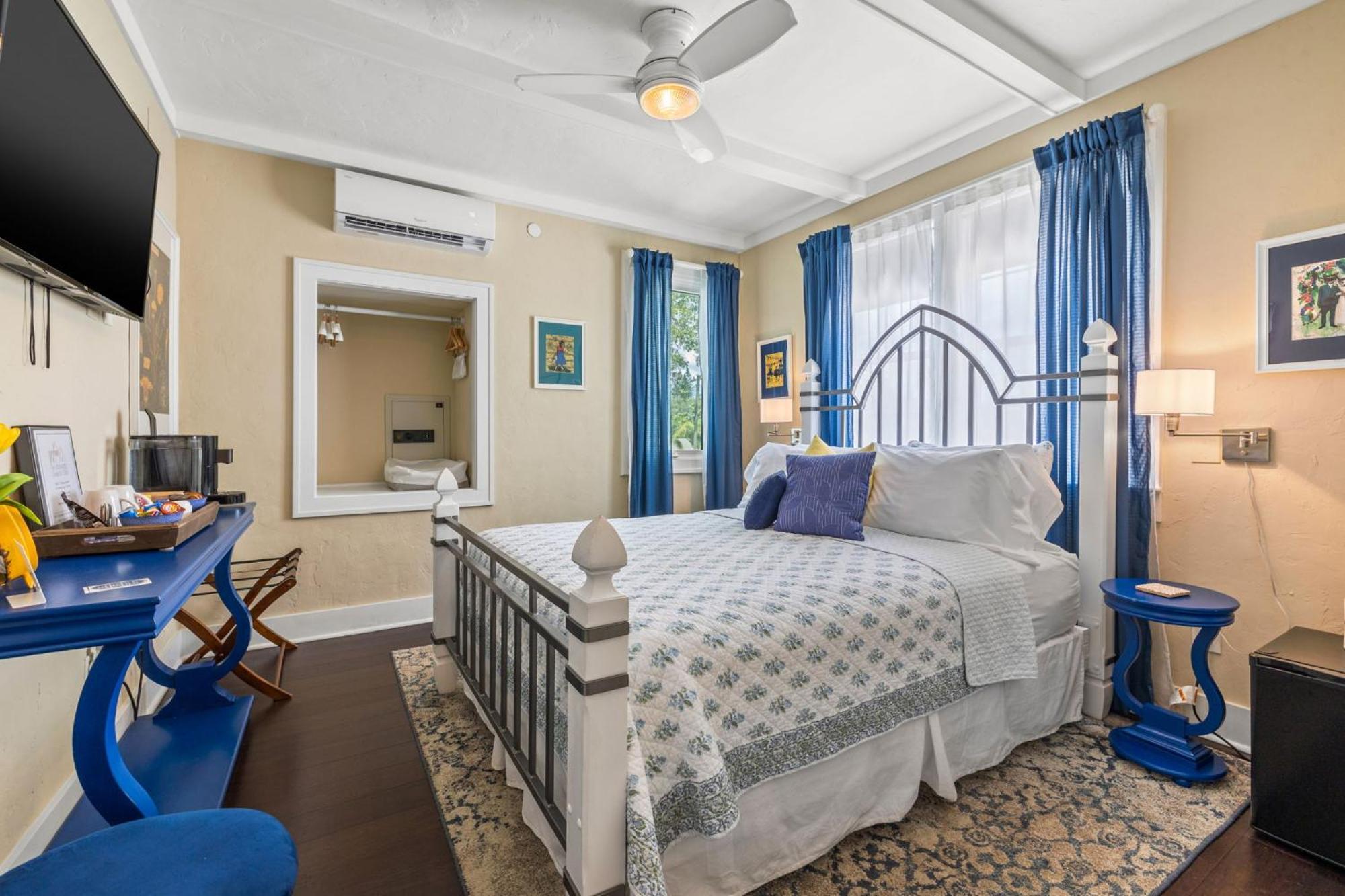 Bed and Breakfast The Kenwood Gables à St. Petersburg Extérieur photo